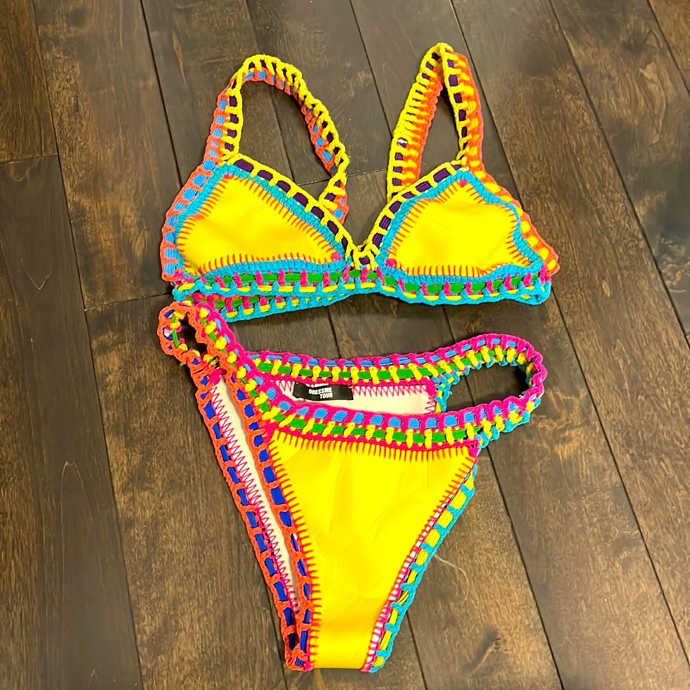 Dress me tour bikini size small
